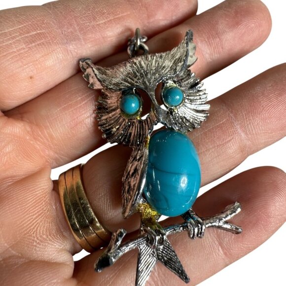 Turquoise and Silver Owl Necklace - Picture 3 of 6